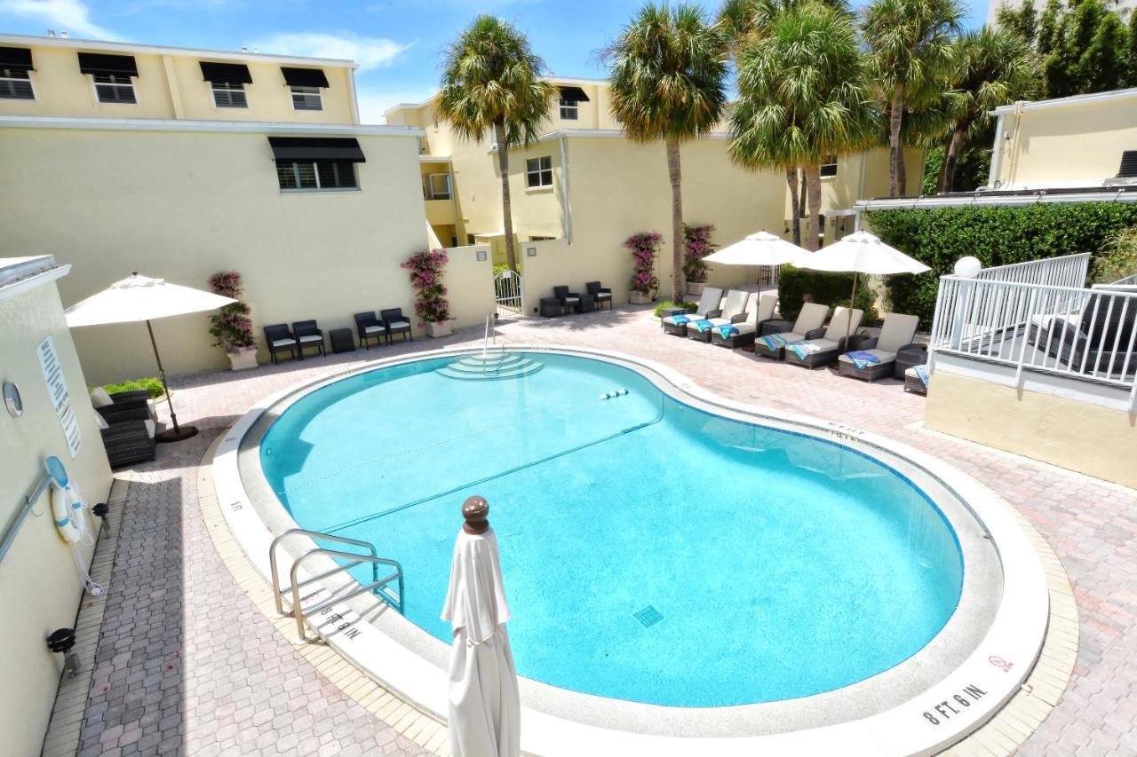 Laplaya 201C Breathtaking Gulf Panorama From This Corner End Unit With A Private Stairway To The Beach Longboat Key Kültér fotó