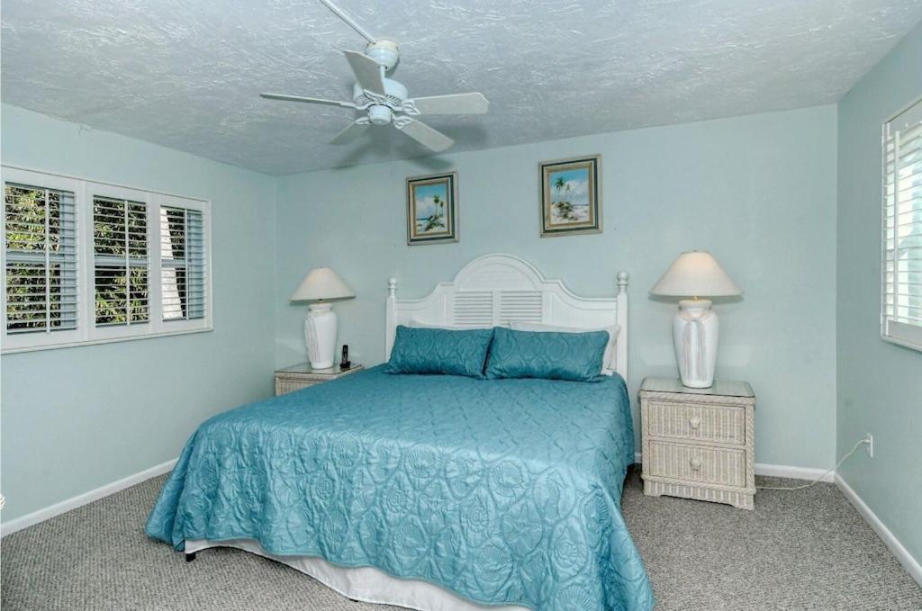 Laplaya 201C Breathtaking Gulf Panorama From This Corner End Unit With A Private Stairway To The Beach Longboat Key Kültér fotó